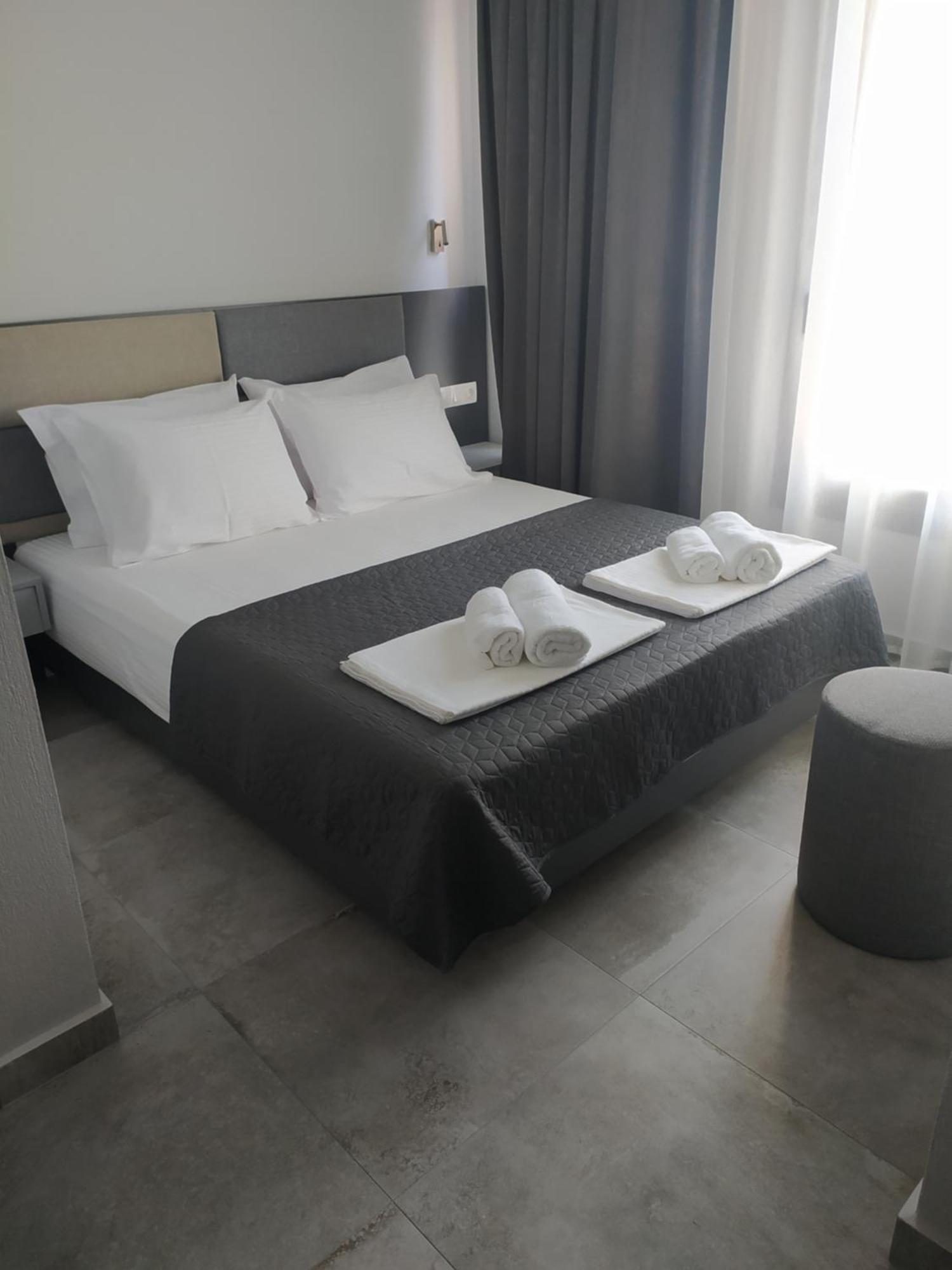 Nikos Vkl Villa